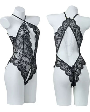 Conjunto de Pijamas Sem Costas de Renda com Meias de Perna e Detalhes em Coração