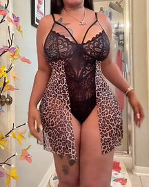 Conjunto de Pijamas Femininos Justos de Renda com Alças Finas Ajustáveis e Decote em V